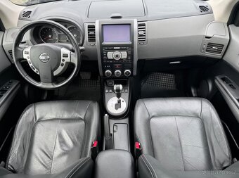 Nissan X-Trail 2.5i Executive LE AUT benzín 124kw - 10