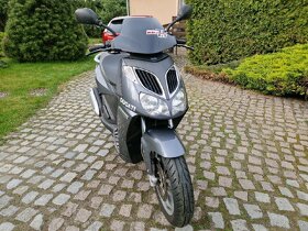 Aprilia Sportcity 250 - 10