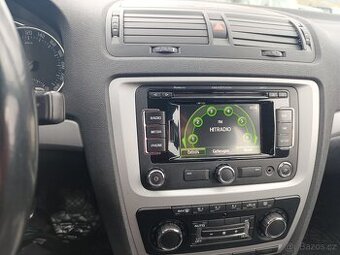 Škoda Octavia 1.2 TSi tažné navigace - 10