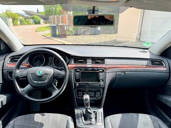 Škoda Superb Combi II 2.0 TDI 125KW Elegance - 10