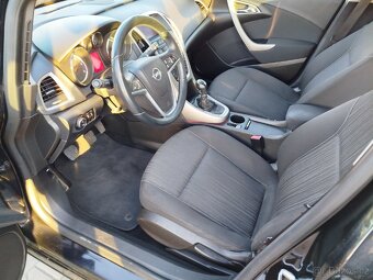 Opel Astra J ST 1.7 CDTI 92kW - 10