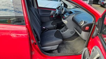 Toyota Aygo 1,0i automat - 10