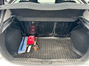 Ford fiesta 1.3i, 2007 - 10