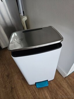 Nový pedálový odpadkový koš - 10