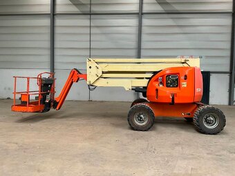 TERÉNNÍ KLOUBOVÁ PLOŠINA. JLG 450 AJ II - 10