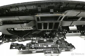 RENAULT MEGANE 5 E-TECH 681002103R PŘÍSTROJOVÁ DESKA KONZOLA - 10