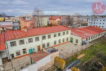 Unikátní nabídka: Prodej komerční budovy a rodinného domu s - 10