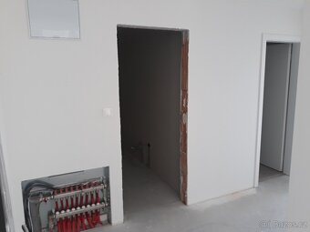 4+kk, teras, sklepní kóje - Mokrá Horákov - 10