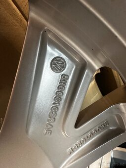 5x112 R18 7,5J ET51 VW Bergamo + 225/40 R18 Bridgestone - 10