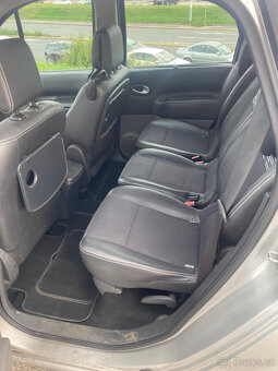 Renault Scenic 2,0 benzin 99 kw,2008 rok - 10