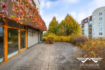 Prodej obchodního prostoru 90 m², Odolena Voda, ev.č. 700 - 10