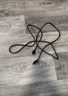 Playstation 4 slim (1 TB) - 10