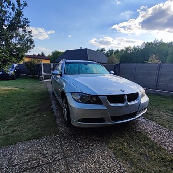 BMW 318d Tour 90kw - 10