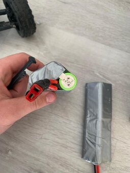 rc auto arrma rider 1/8 - 10