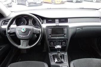 Škoda Superb 2.0TDi Elegance 103kW DSG 4x4 2011 - 10