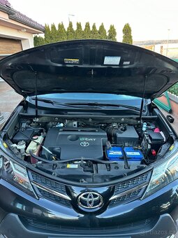 Toyota RAV4 2.2D4D 110 kW, 5/2015 - 10