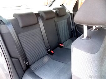 2013 Volkswagen Polo 1,2i Hatchback 5 dveří 1.MAJITEL - 10