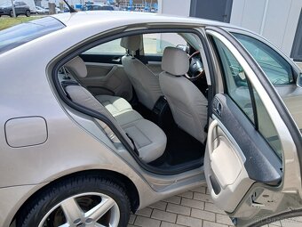 ŠKODA OCTAVIA 2 1.6 MPI NOVA STK - 10
