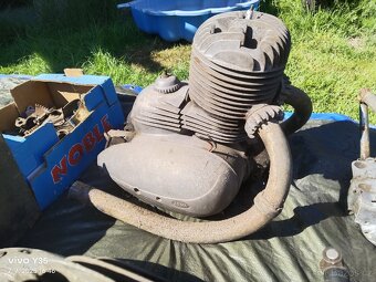 Jawa a ČZ motory - 10