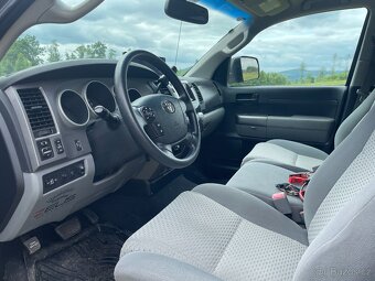 TOYOTA TUNDRA 5.7 CREWMAX Raptor - 10