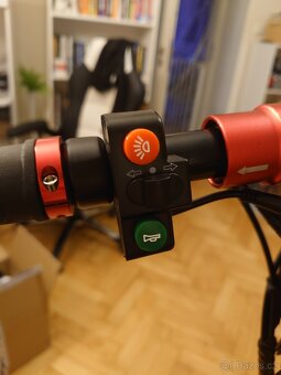 Elektrokoloběžka EV Viper 4 (2022) – top stav, 610 km - 10