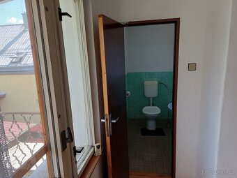 Pronajmu - rodinný dům Vila 6+1 v Litovli - 10