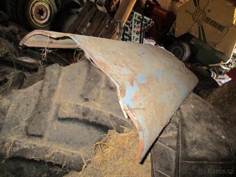 ZETOR 6911 dveře, spodní průhledy, kapotáž, sedačka - 10