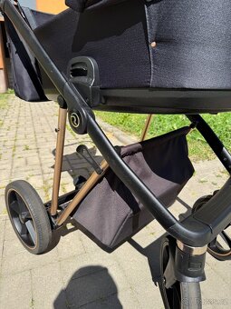 PRODÁM KRÁSNÝ DĚTSKÝ KOČÁR zn. ROAN IVI 2.0 - 10