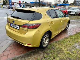 Lexus CT 200h - 10