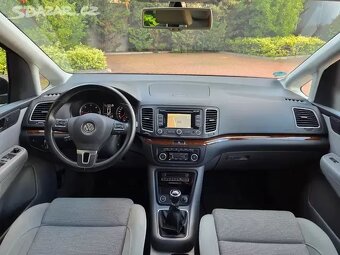 Sharan 2.0TDI 103kW,138tis.km,webasto,xenon,KESSY,navi - 10