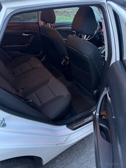 HYUNDAI i40 1.7 CRDi 104kW 2015 - 10