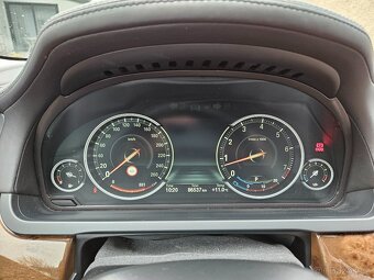 BMW Řada 7, BMW 740i F01 N55 87.000km - 10
