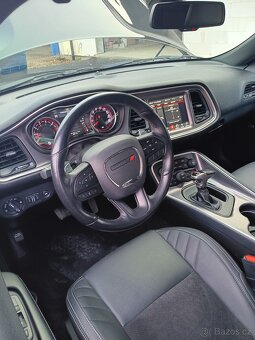 Dodge challenger R/T 6.4 V8 r.v. 2021 - 10
