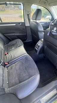 Škoda Superb 2.0 TDI CR 125 kW 4x4 Elegance, manuál - 10