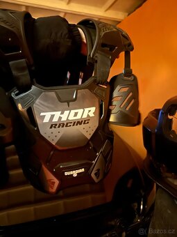 MX- Helma -Štít-Boty-Brýle - 10