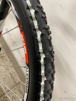 Horské  kolo-Cube attention - 10