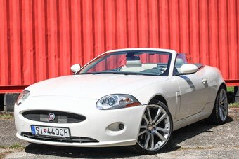 Jaguar XK 4.2 V8 Cabrio A/T - 10