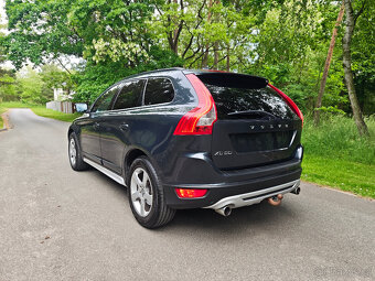 Volvo XC60 2.4 D5 158KW,manuál,R-design,2012,163xxxkm,tažné - 10