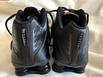 Botasky Nike SHOX R4 vel.38,5 (stélka 24cm) - 10