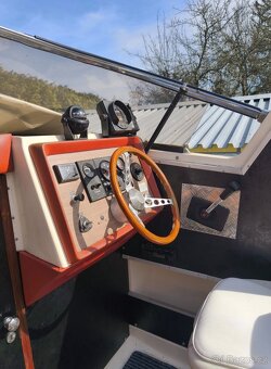 Motorova lodka Solcio 21 - 10