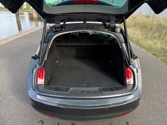 Opel Insignia combi 2.0CDTI 118kw sleva+zimni kola k vozu - 10