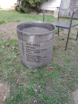 Válcový hrnec. Nerezová nádoba. Objem 72,3L - 10