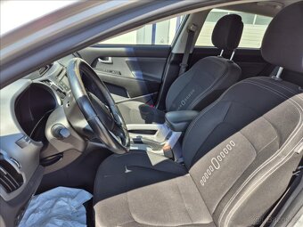 Kia Sportage 1,6 GDi 4x2 Active (2015) - 10