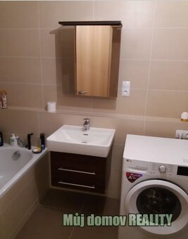 Luxusní byt 2+kk s terasou a garáží | 52 m + terasa 9 m | Pr - 10