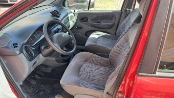 Renault Scénic 1.6i - 10
