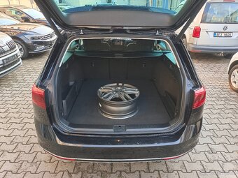 VW Passat B8 2.0TDI 147kW 4x4 DSG R-line - záruka Autodraft - 10