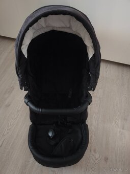 Kočár Tudore Explorer - 10