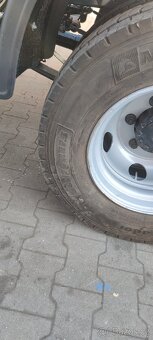 Traktor nosič kontejnerů Iveco eurocargo 75180 - 10