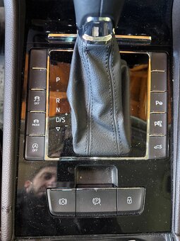 Škoda Superb, 2.0 TDi,ČR,L&K,DSG,LED - 10