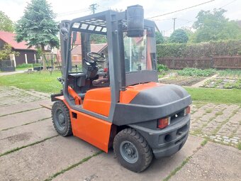 VZV Desta DV25c - 10
